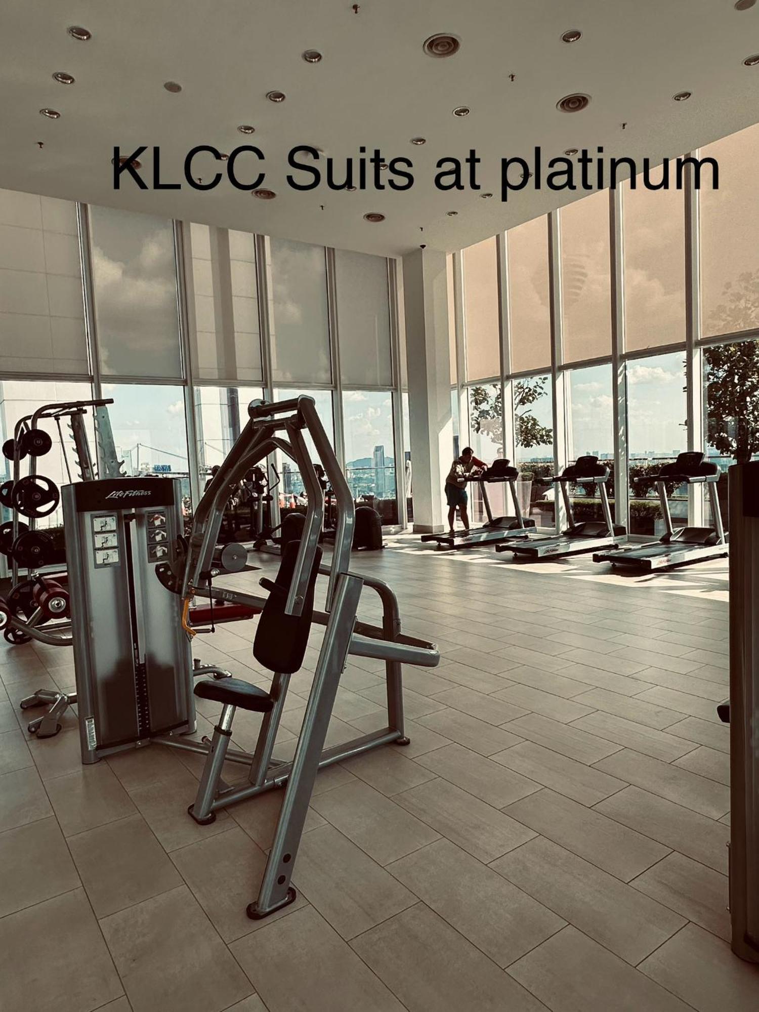 Klcc Suites At Platinum Kuala Lumpur Exterior foto
