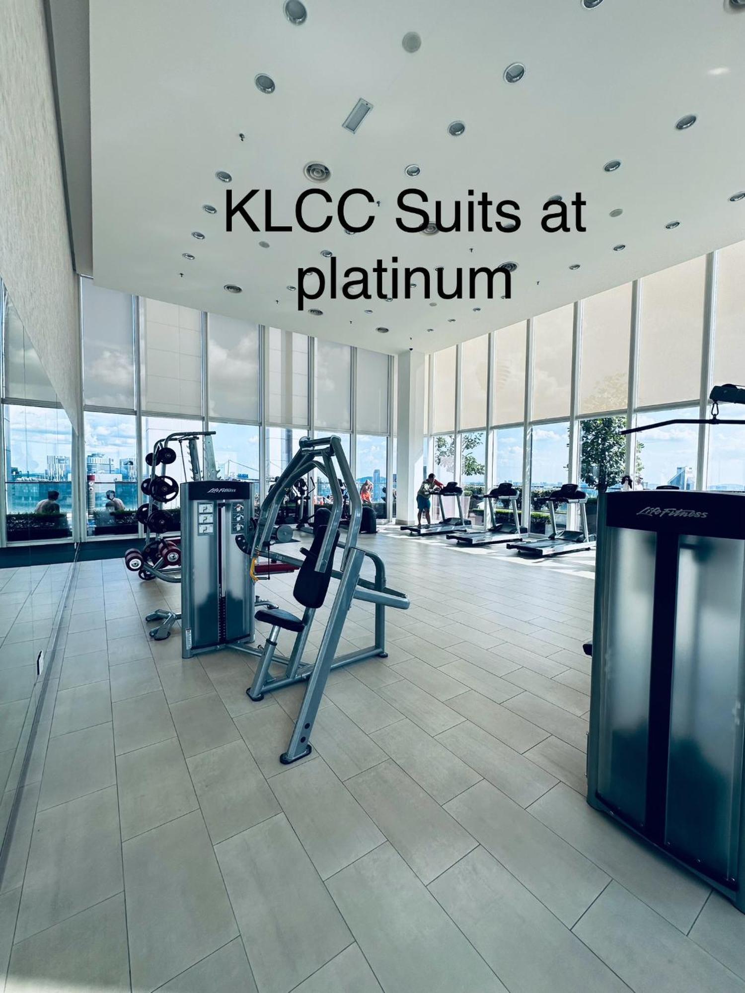 Klcc Suites At Platinum Kuala Lumpur Exterior foto